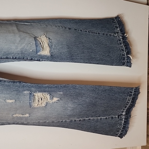 Unionbay Y2K Vintage 90s Flare Leg Distressed Jeans, Size 7 - Picture 4 of 11